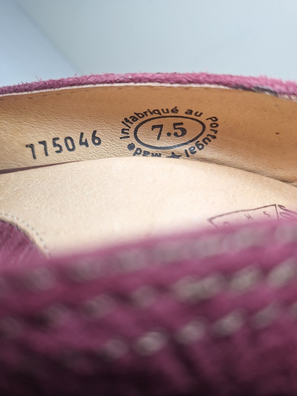 John Fluevog Paris Attentions Plum Baroque Suede Pumps 7.5 Rare Discontinued - Picture 9 of 10